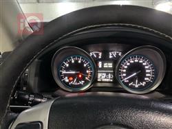 تۆیۆتا لاند کروزەر